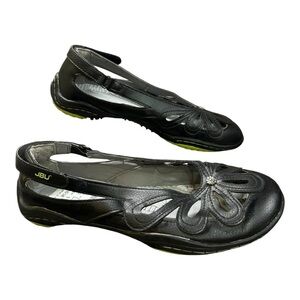 JBU by Jambu's Juniper 
Women's Black flats size 7.5 vegan